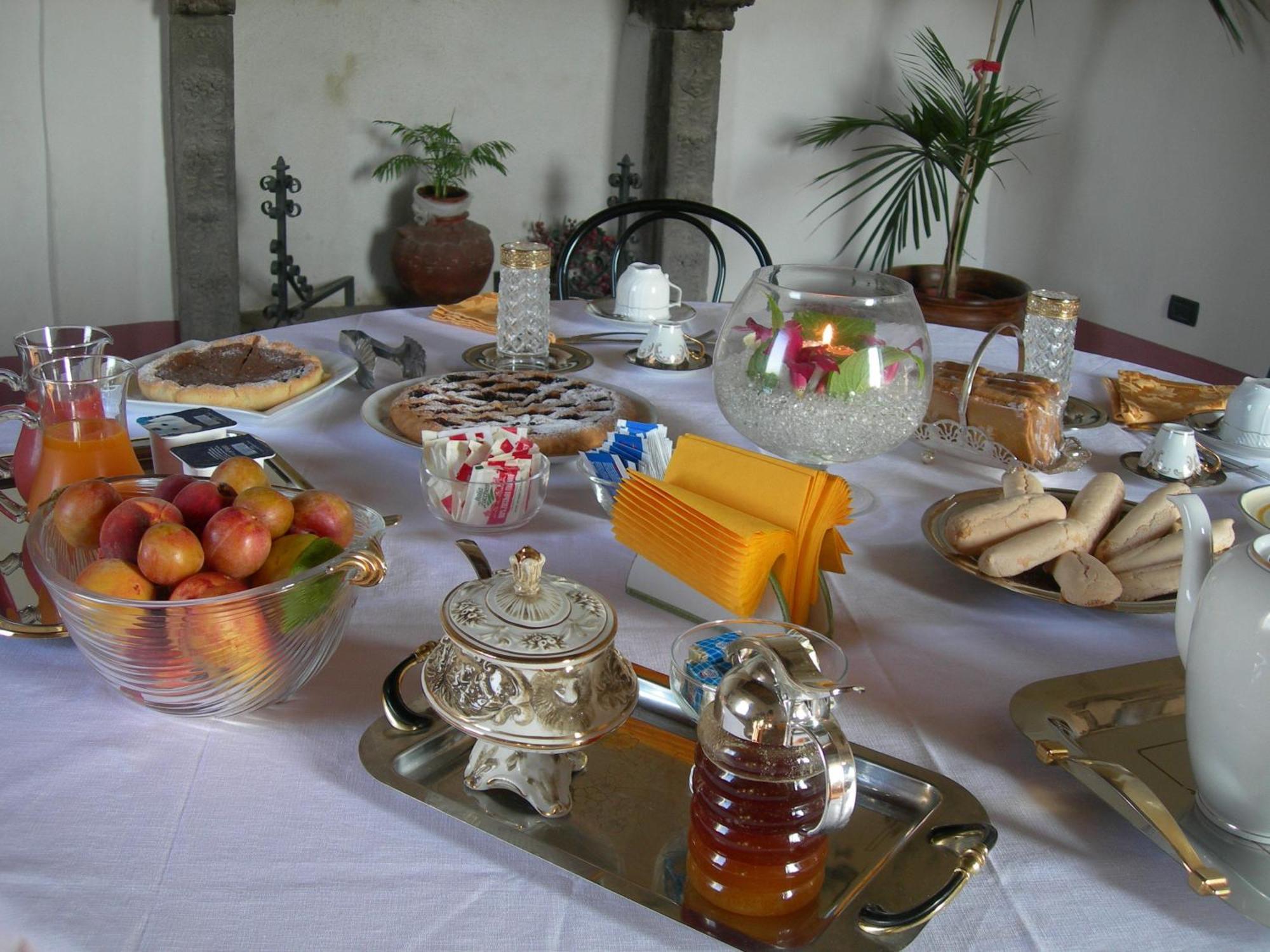 Palazzo Orsini Bed & Breakfast Bomarzo Dış mekan fotoğraf
