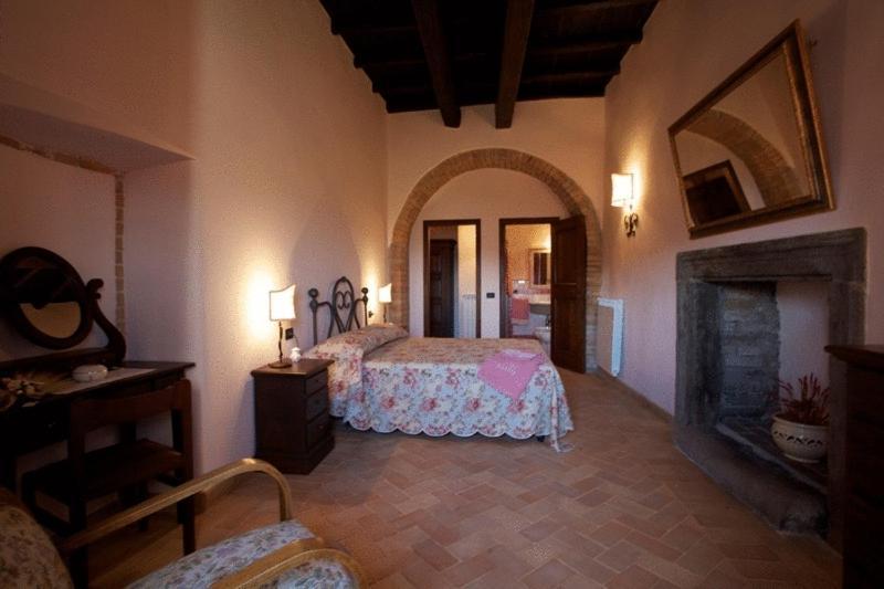 Palazzo Orsini Bed & Breakfast Bomarzo Oda fotoğraf